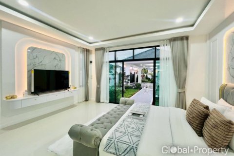 Дом в Паттайе, Таиланд с 4 спальнями № 155276 - фото 10