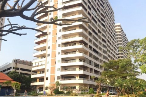 Apartment in Pattaya, Thailand 3 rooms № 150944 - photo 17