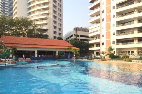 Apartment in Pattaya, Thailand 3 rooms № 150944 - photo 16