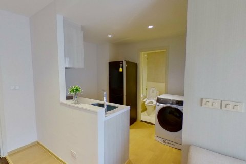 Studio in the Condo in Watthana, Bangkok, Thailand  № 138163 - photo 5