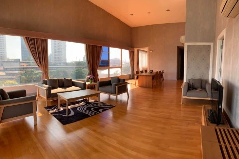 Condo à Bangkok, Thaïlande, 2 chambres  № 171376