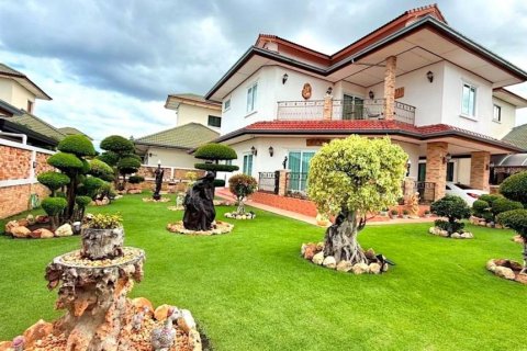 Вилла в Ча-аме, Таиланд с 3 спальнями  № 144421 - фото 1