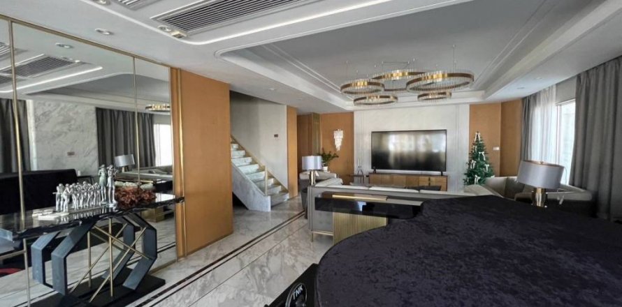 Дуплекс в Бангкоке, Таиланд с 3 спальнями  № 144423