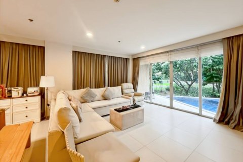 Condo in Cha-am, Thailand, 2 bedrooms  № 144426 - photo 7