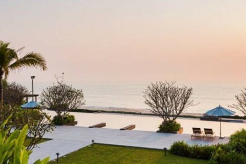 Condo in Cha-am, Thailand, 2 bedrooms  № 144426 - photo 4