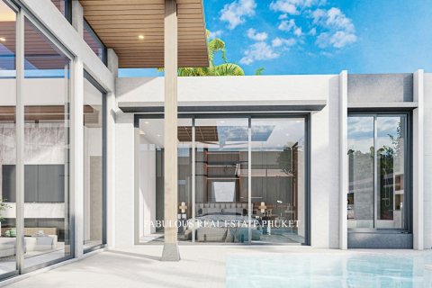 Villa in Ko Kaeo, Thailand 4 bedrooms № 179658 - photo 10