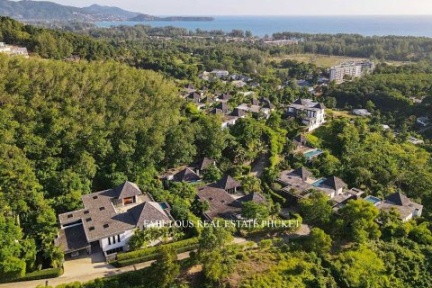 Villa in Bang Tao, Thailand 5 bedrooms № 179664 - photo 13