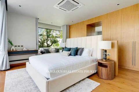 Villa in Bang Tao, Thailand 4 bedrooms № 179663 - photo 6
