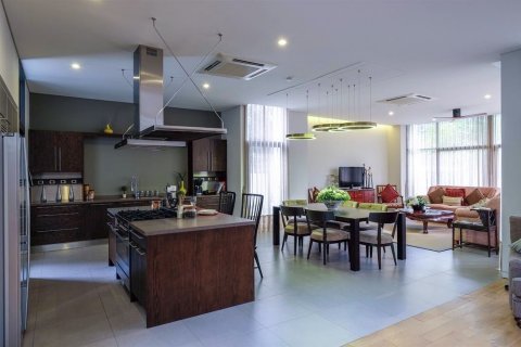 Кондоминиум с 2 спальнями в Бангкоке, Таиланд № 143422 - фото 6