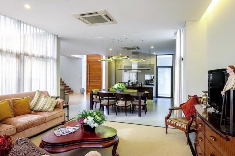 Кондоминиум с 2 спальнями в Бангкоке, Таиланд № 143422 - фото 4