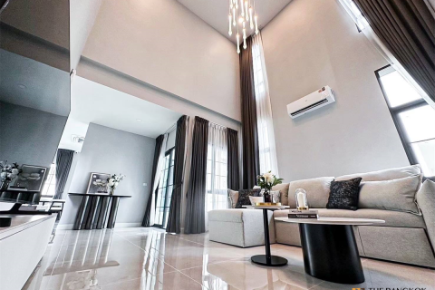 Maison à Bangkok, Thaïlande 5 chambres № 189353