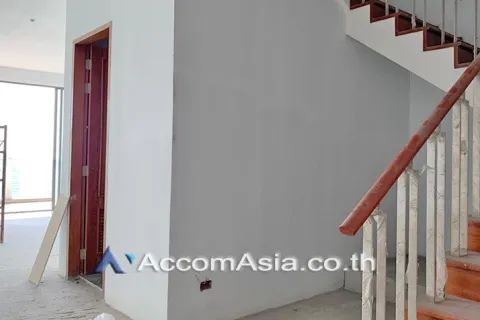 Duplex in Watthana, Bangkok, Thailand 3 Schlafzimmer № 216788 - Foto 14