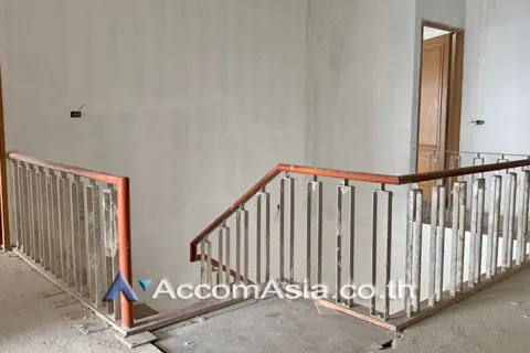 Duplex in Watthana, Bangkok, Thailand 3 Schlafzimmer № 216788 - Foto 12
