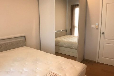 Condo à Khlong San, Bangkok, Thaïlande, 2 chambres  № 158267 - photo 9