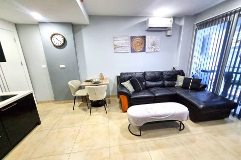 Studio dans le Condo à Pattaya, Thaïlande  № 158265 - photo 3