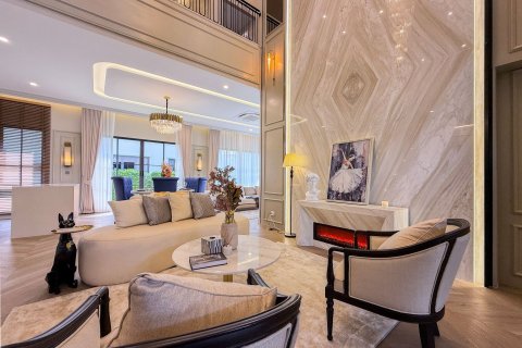 House in Bang Kapi, Bangkok, Thailand 4 bedrooms № 158266 - photo 16