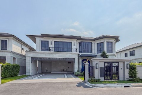 House in Bang Kapi, Bangkok, Thailand 4 bedrooms № 158266 - photo 11