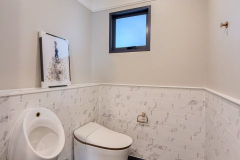 House in Bang Kapi, Bangkok, Thailand 4 bedrooms № 158266 - photo 21