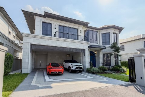 House in Bang Kapi, Bangkok, Thailand 4 bedrooms № 158266 - photo 10