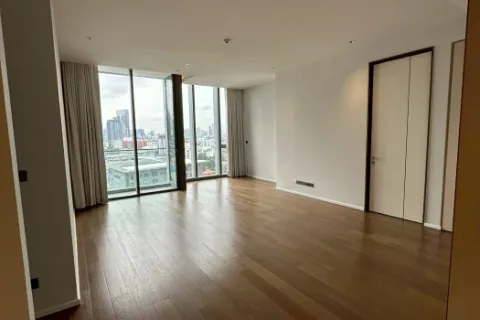 Condo in Khlong Toei, Bangkok, Thailand, 2 bedrooms № 214935
