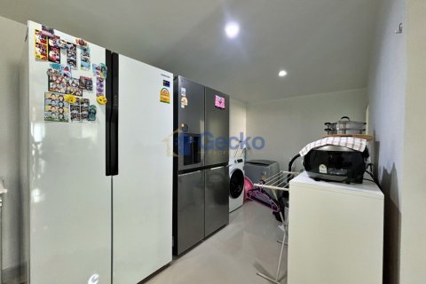 House in Pattaya, Thailand 3 bedrooms № 199583 - photo 5