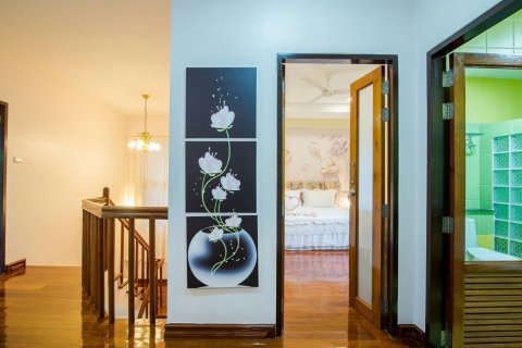 Duplex in Hua Hin, Thailand 3 bedrooms № 153292 - photo 24