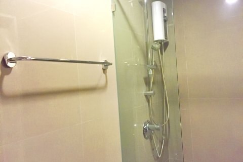 Студия в кондо в Клонг Тоэй, Бангкок, Таиланд № 153290 - фото 9