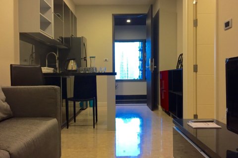 Студия в кондо в Клонг Тоэй, Бангкок, Таиланд № 153290 - фото 8