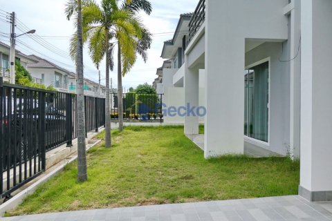 House in Pattaya, Thailand 3 bedrooms № 196967 - photo 18