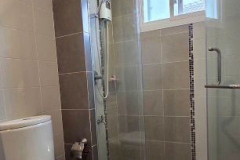 House in Pak Kret, Thailand 3 bedrooms № 169014 - photo 8