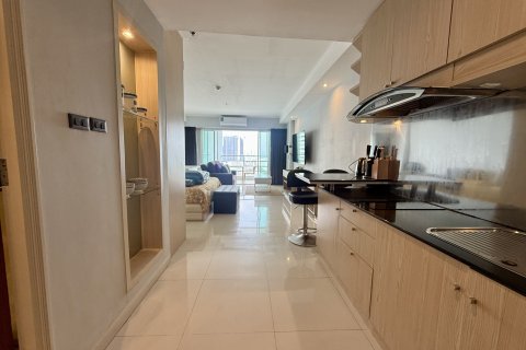 Studio in the Condo in Pattaya, Thailand  № 169015