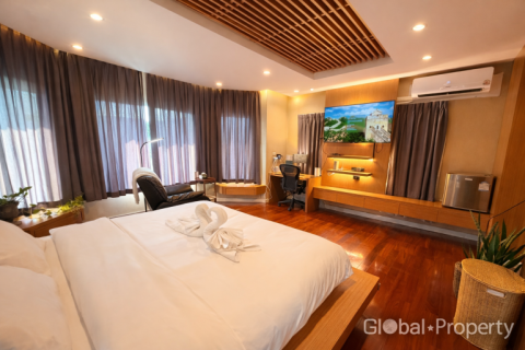House in Pong, Thailand 5 bedrooms № 70944 - photo 7