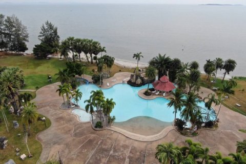 House in Klaeng, Thailand 4 bedrooms № 173253 - photo 30