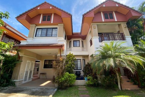 Maison à Chiang Mai, Thaïlande 3 chambres № 162521