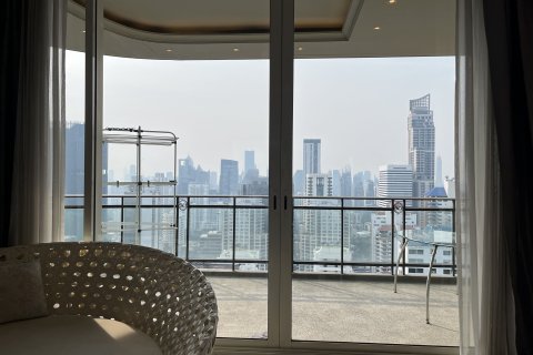Condo à Watthana, Bangkok, Thaïlande, 4 chambres № 137311 - photo 4