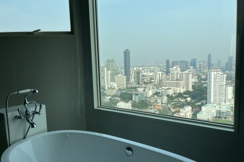 Condo à Watthana, Bangkok, Thaïlande, 4 chambres № 137311 - photo 28