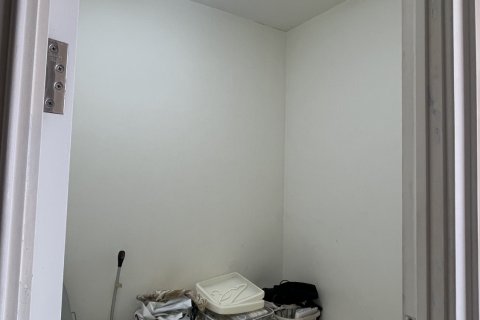 Condo à Watthana, Bangkok, Thaïlande, 4 chambres № 137311 - photo 17