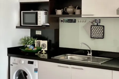 Studio in the Condo in Watthana, Bangkok, Thailand  № 137309 - photo 9