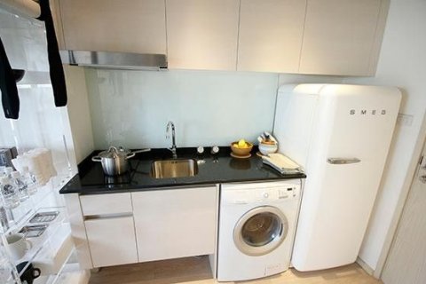 Кондоминиум с 2 спальнями в Хуай Кванге, Бангкок, Таиланд № 137314 - фото 11