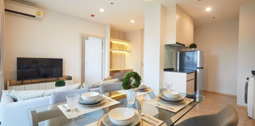 Кондоминиум с 2 спальнями в Хуай Кванге, Бангкок, Таиланд № 137314