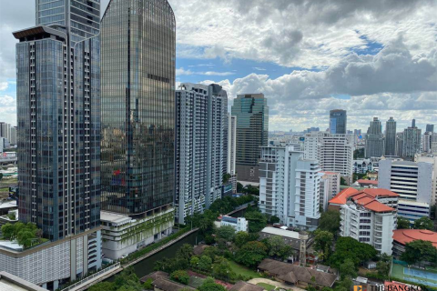 Condo in Bangkok, Thailand, 2 bedrooms № 185943 - photo 4