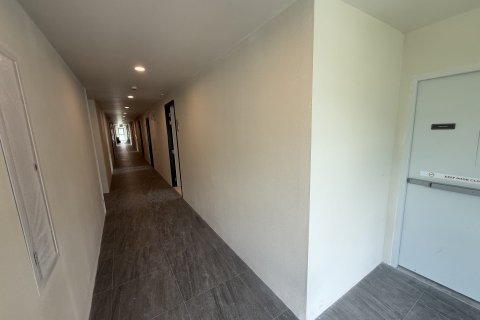 Condo in Phuket, Thailand, 2 bedrooms № 169239 - photo 17