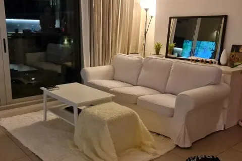 Condo in Khlong San, Bangkok, Thailand, 2 bedrooms  № 169240