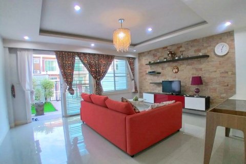 Haus in Pattaya, Thailand 2 Schlafzimmer № 222949 - Foto 4