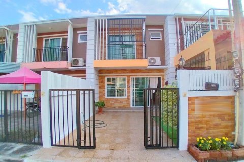Casa de 2 dormitorios en Pattaya, Tailandia № 222949