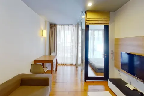 Студия в кондо в Патхум Ване, Бангкок, Таиланд № 154950 - фото 1