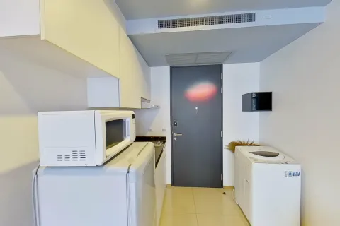 Студия в кондо в Патхум Ване, Бангкок, Таиланд № 154950 - фото 4