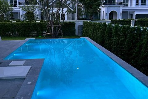 Maison à Samut Prakan, Thaïlande 4 chambres № 154949 - photo 3