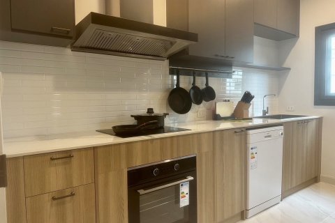 House in Phuket, Thailand 4 bedrooms № 154951 - photo 17