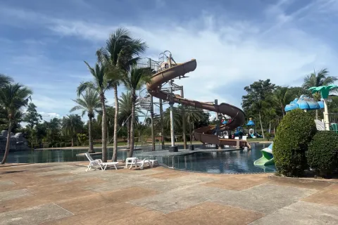 Casa de 3 dormitorios en Pattaya, Tailandia № 210576 - foto 18